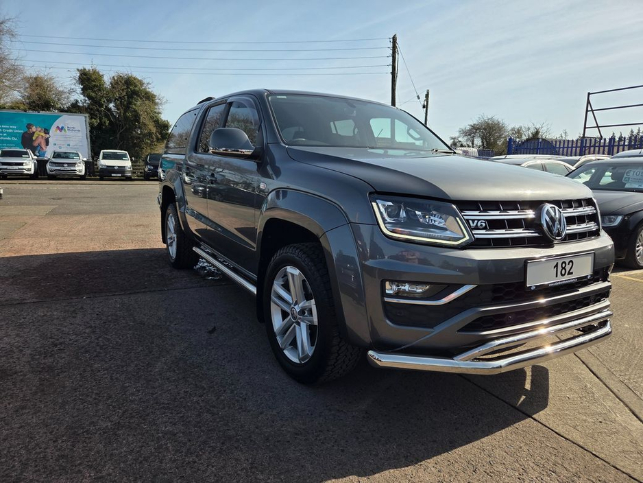 2018 Volkswagen Amarok - image 2