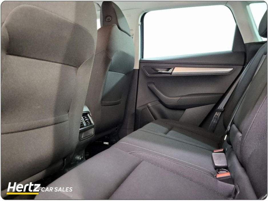 2024 Skoda Karoq Ambition 115HP 2.0 Diesel Manual €30,895
