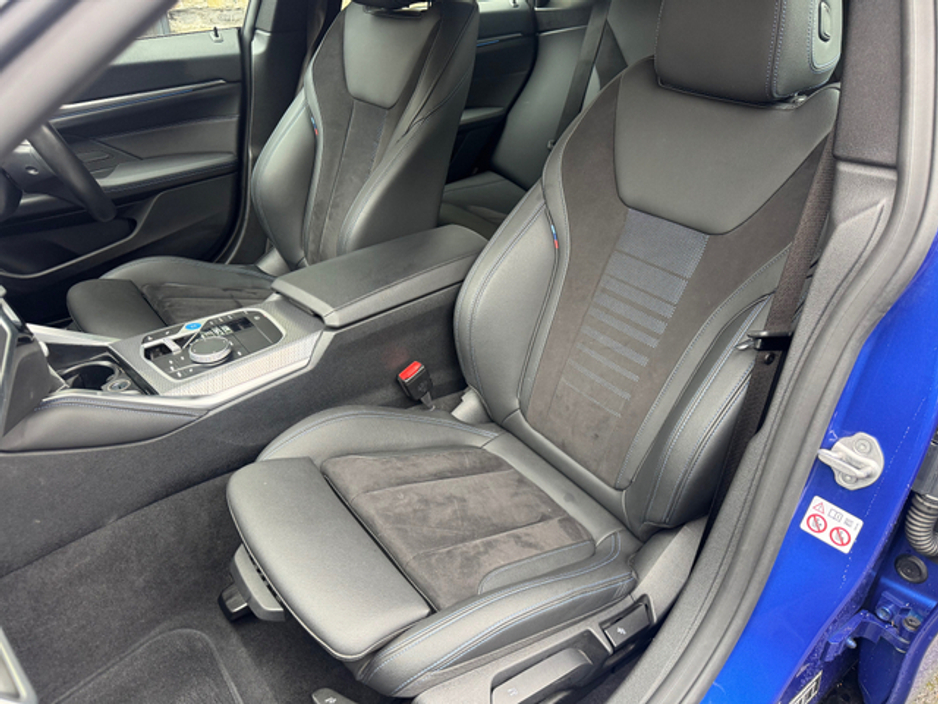 2024 BMW i4 - image 8