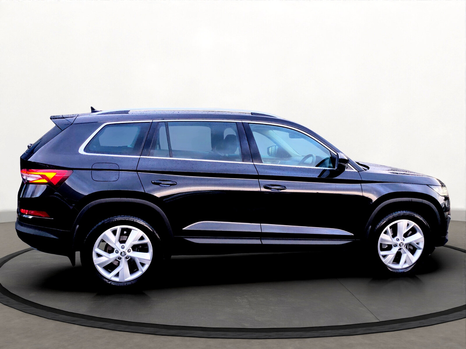 2022 Skoda Kodiaq - image 5
