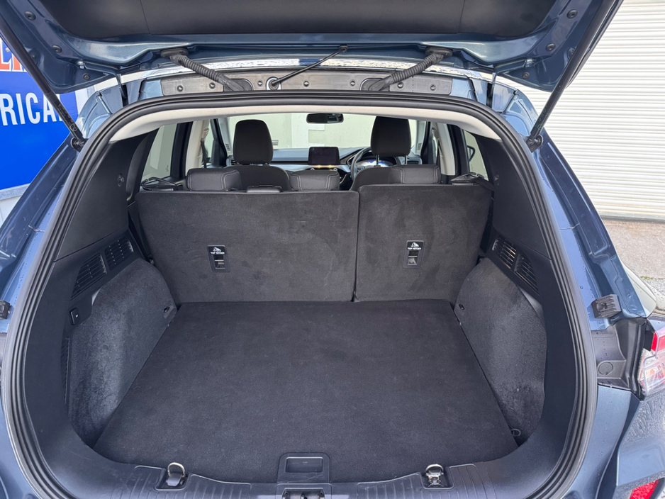 2021 Ford Kuga - image 12