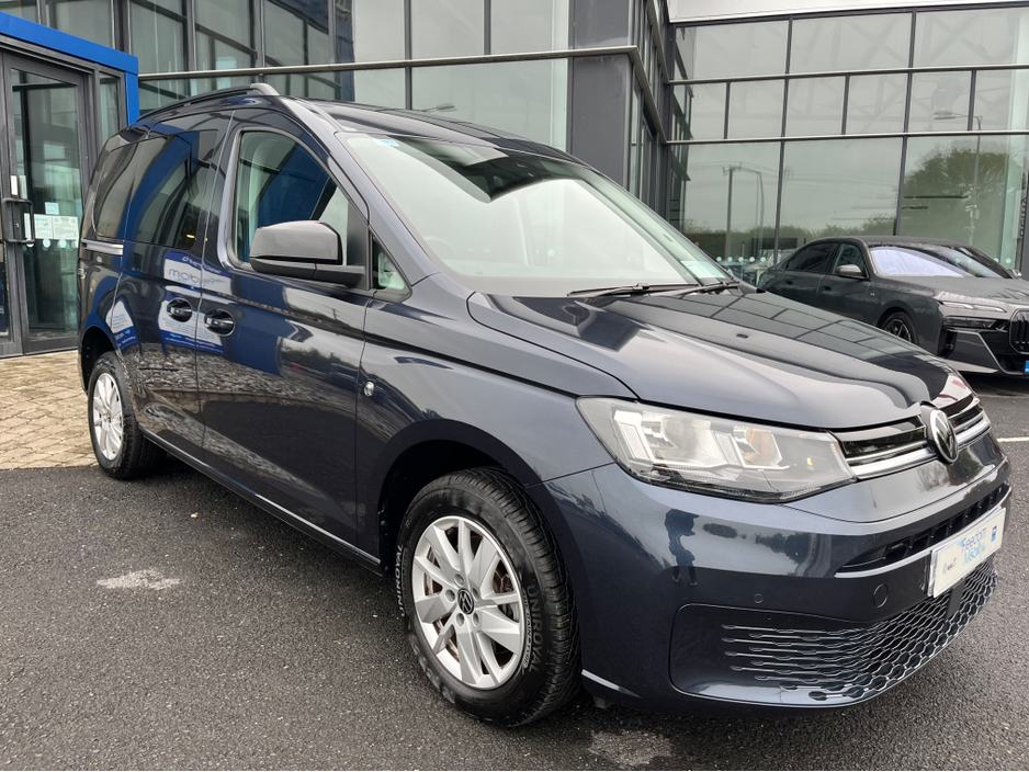 2024 Volkswagen Caddy Wheelchair Accessible SWB manual €36,950