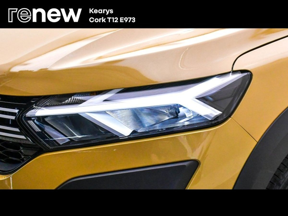 2025 Dacia Sandero Stepway Expression TCe 90 GSR2 €22,900