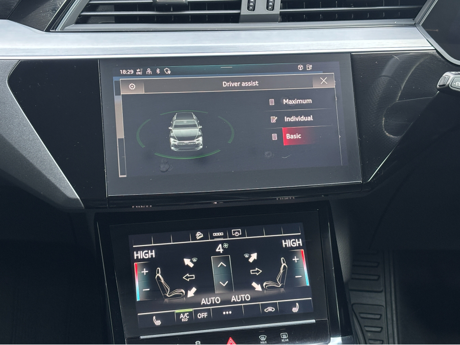 2021 Audi e-tron - image 28