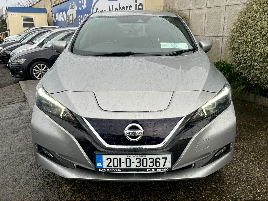 2020 Nissan Leaf N-CONNECTA EV //LOW MILES//HIGH SPEC//HEATED FRONT AND REAR SEATS//360 PARKING CAMERAS//KEYLESS ENTRY//ADAPTIVE CRUISE CONTROL// €13,950
