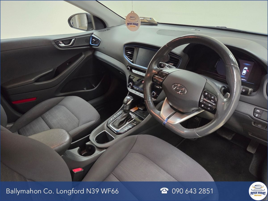 2019 Hyundai Ioniq - image 13