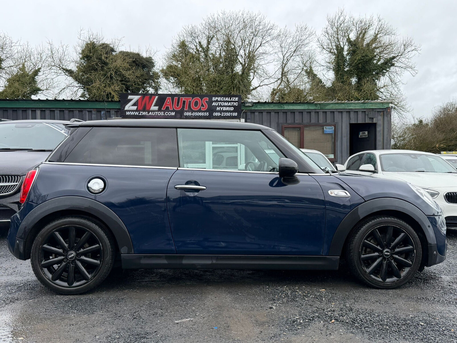 2017 MINI Hatch - image 5
