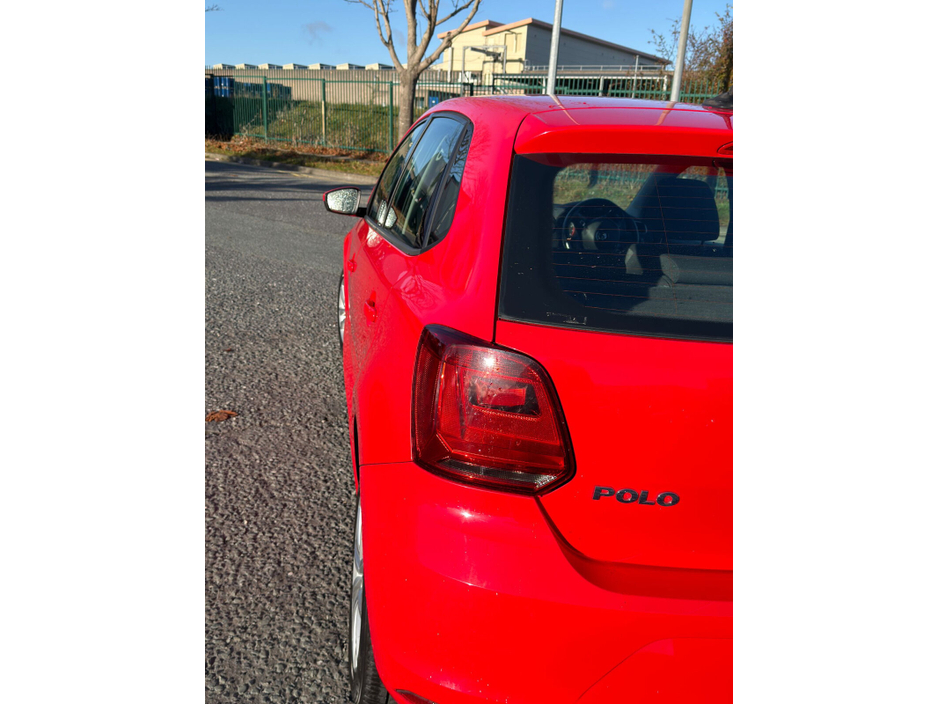 2014 Volkswagen Polo  €10,799