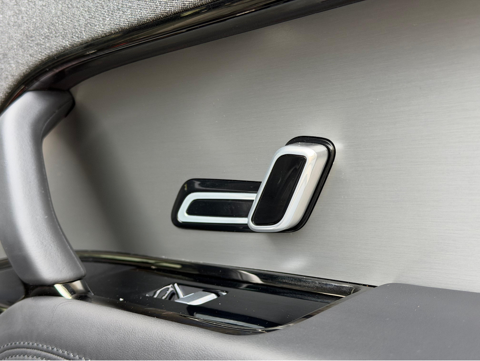 2023 Land Rover Range Rover Sport - image 22