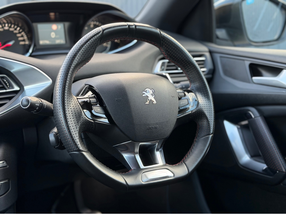 2019 Peugeot 308 - image 37