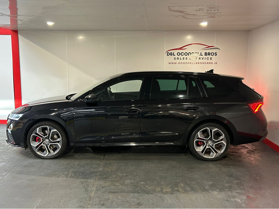 2021 Skoda Octavia - image 22