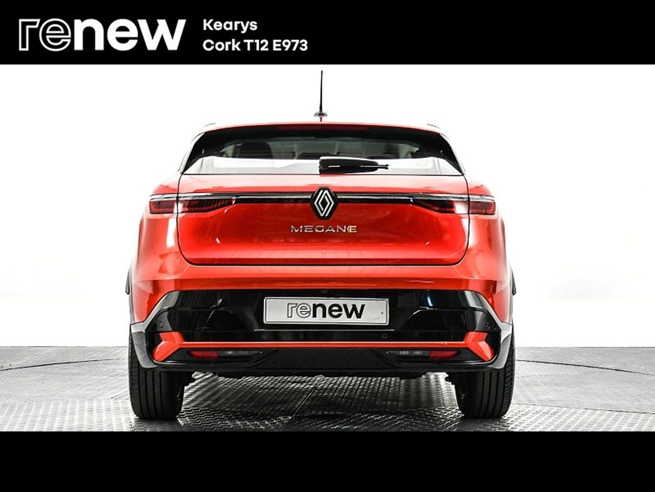 2023 Renault Megane E-Tech - image 10