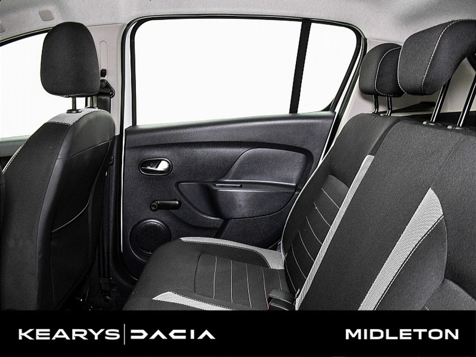 2021 Dacia Sandero Stepway - image 7