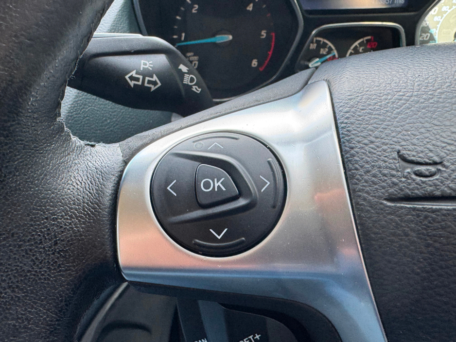 2015 Ford Grand C-Max - image 21