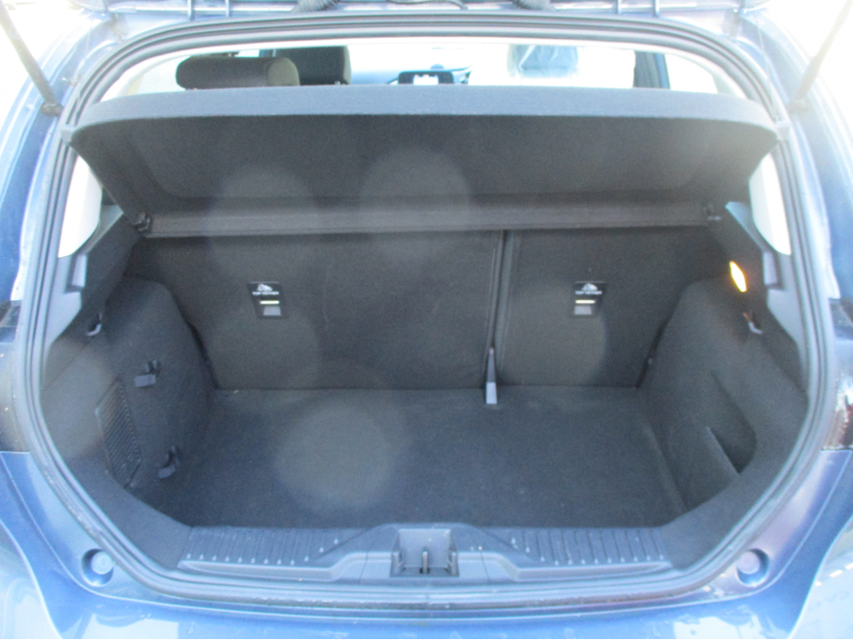 2019 Ford Fiesta - image 13