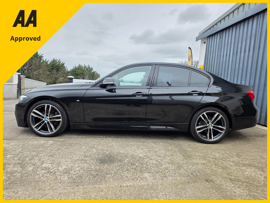 2018 BMW 3 Series - image 5