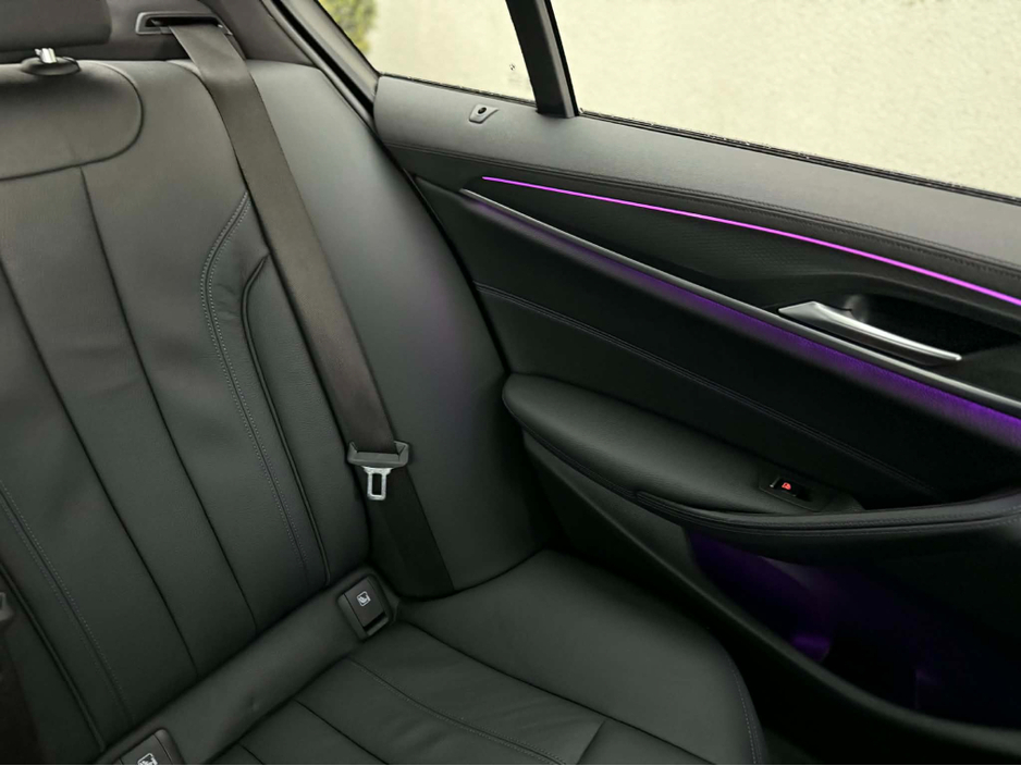 2022 BMW 5 Series - image 14