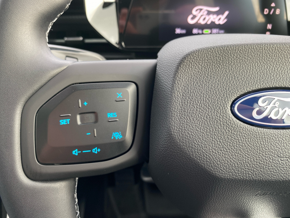 2026 Ford Capri - image 9