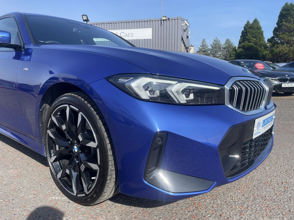 2025 BMW 3 Series - image 9