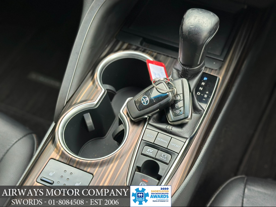 2018 Toyota Camry 2.5 HYBRID 5DR €18,995