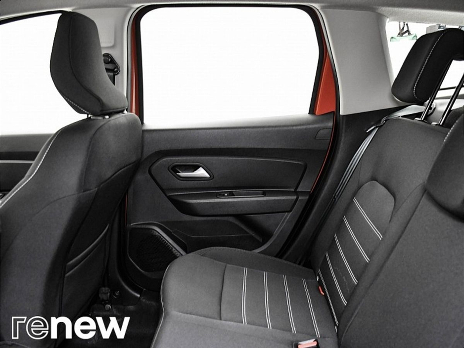 2023 Dacia Duster - image 11