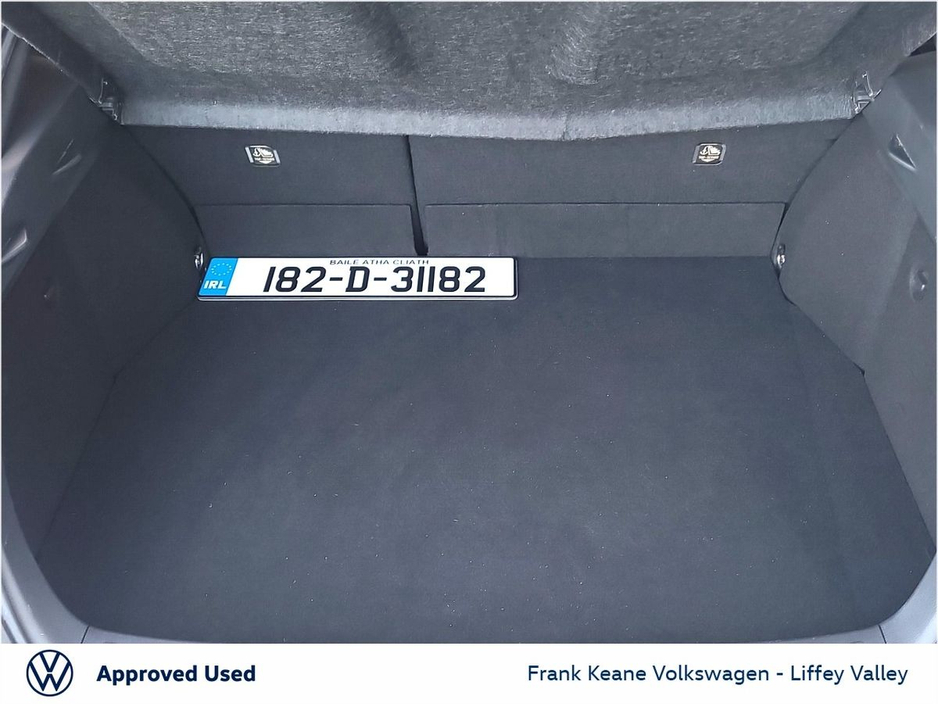 2018 Toyota C-HR SOL AUTO HYBRID 1.8 * *FULL LEATHER* *DIAMOND CUT ALLOYS* *CARPLAY* *HEATED SEATS* *BLIND SPOT* *NEW NCT* *12 MONTHS FRANK KEANE WARRANTY* *FINANCE AVAILABLE* €21,995