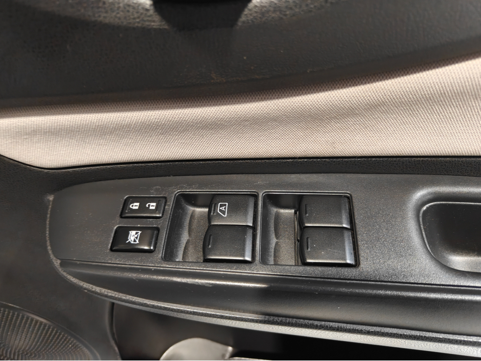 2020 Nissan Note - image 13