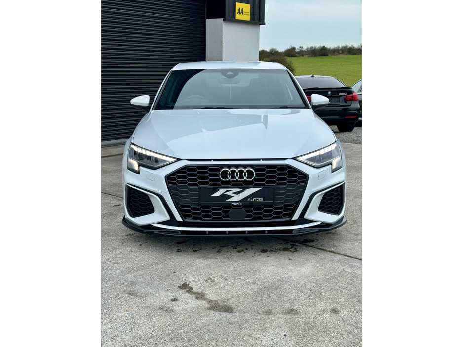 2021 Audi A3  €34,995