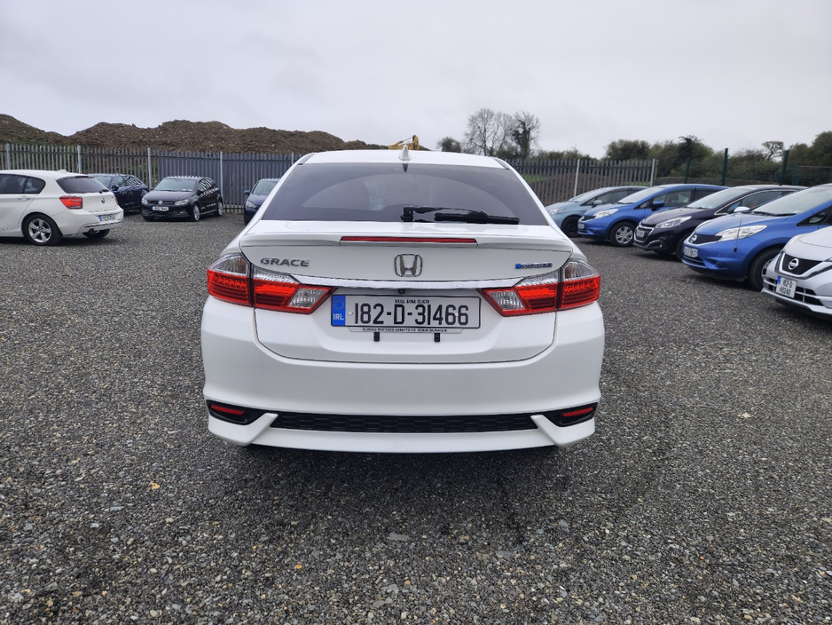 2018 Honda Grace - image 6