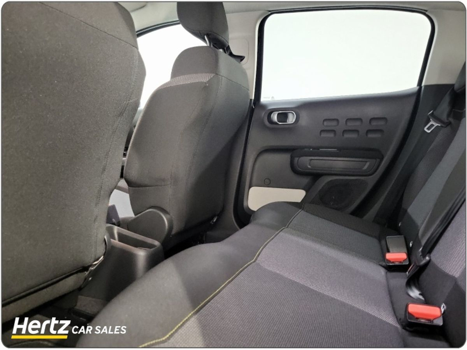 2023 Citroen C3 - image 13