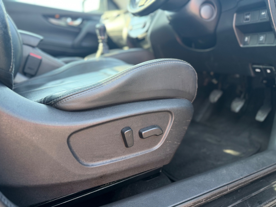 2017 Nissan Qashqai - image 13