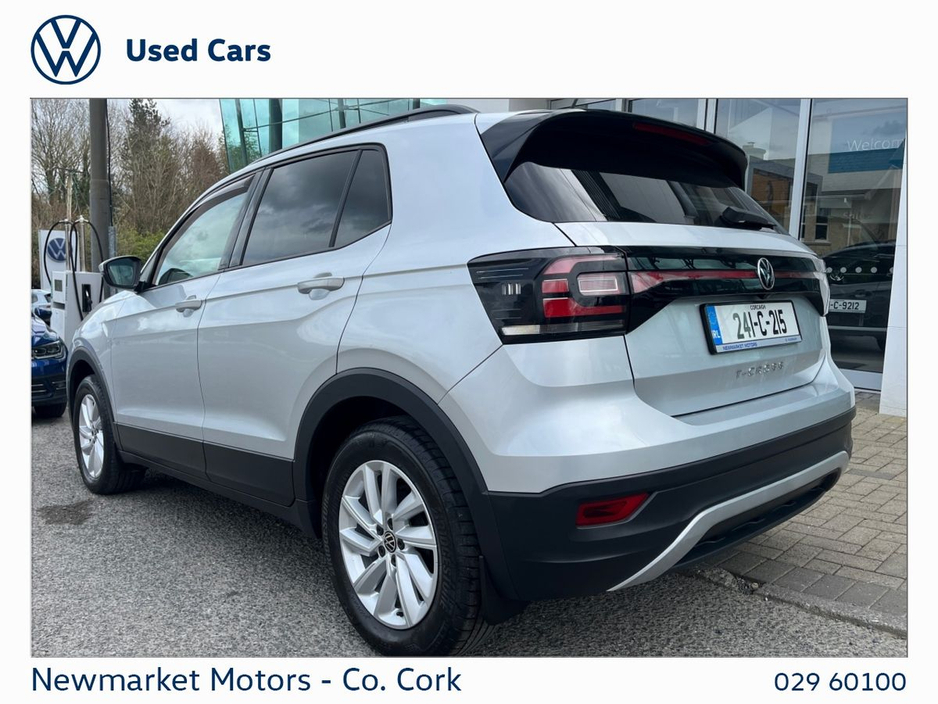 2024 Volkswagen T-Cross - image 12