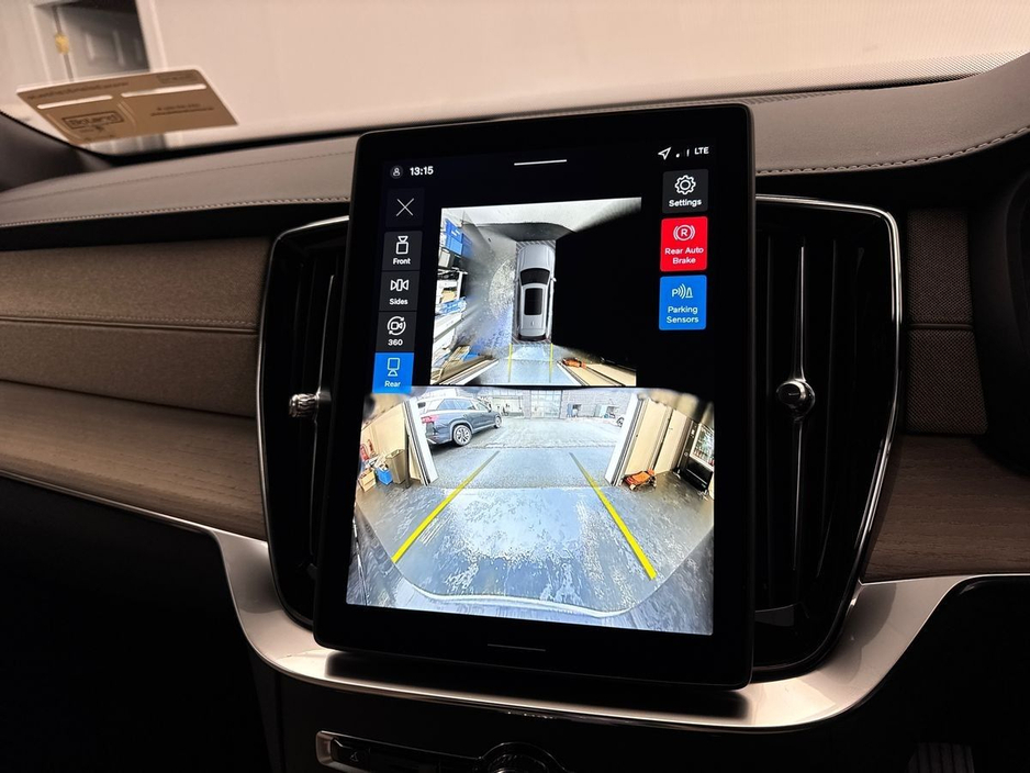 2026 Volvo XC90 - image 22