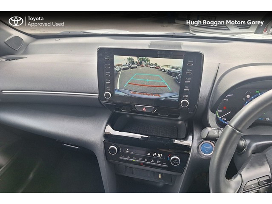 2024 Toyota Yaris Cross CROSS LUNA SPORT 4DR AUTO €30,950