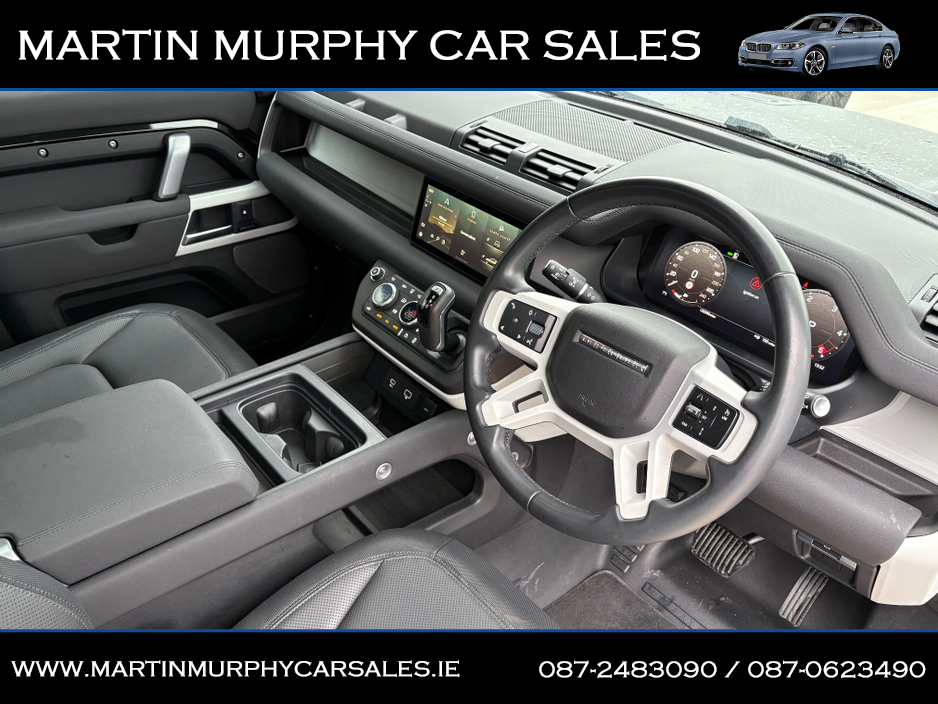 2023 Land Rover Defender 110 3.0 D250 X-DYNAMIC 7 SEATS €89,950