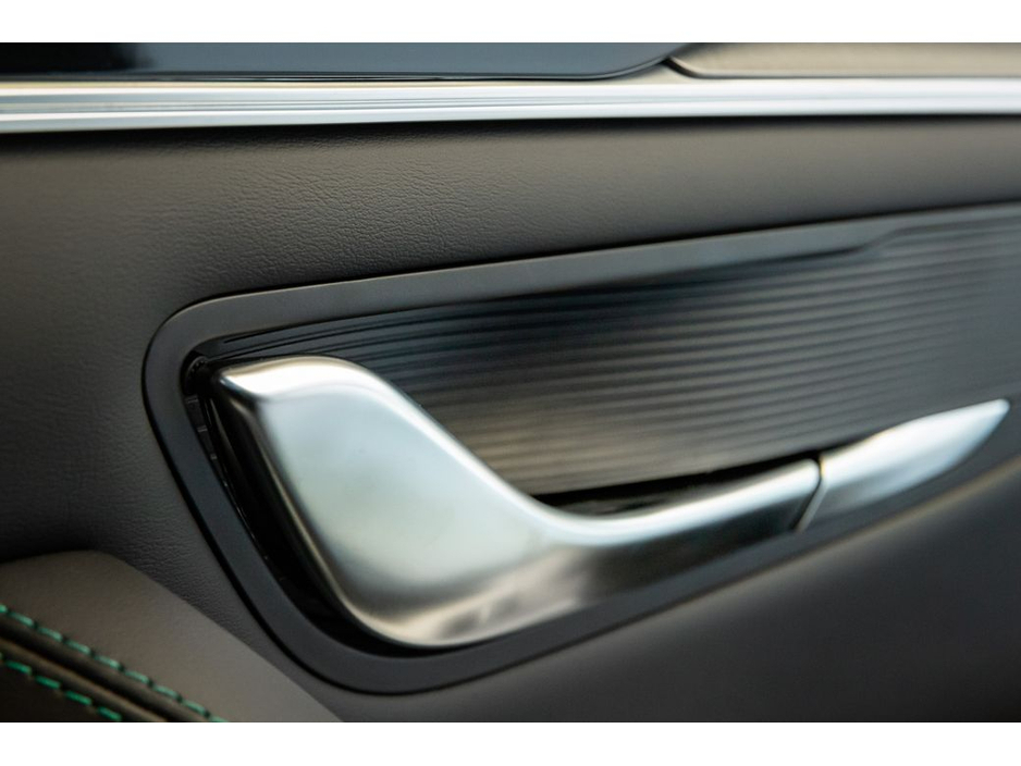 2025 BYD Seal U DM-I COMFORT €43,899