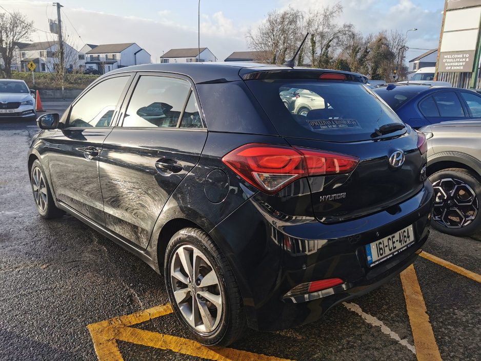 2016 Hyundai i20 - image 9