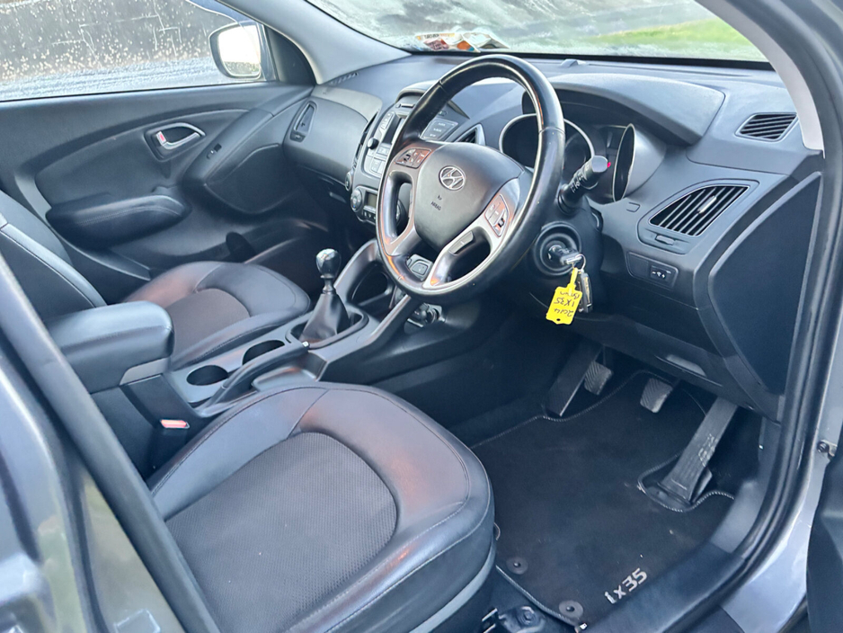 2014 Hyundai ix35 1.7 Diesel Executive 2WD 115hp €9,500