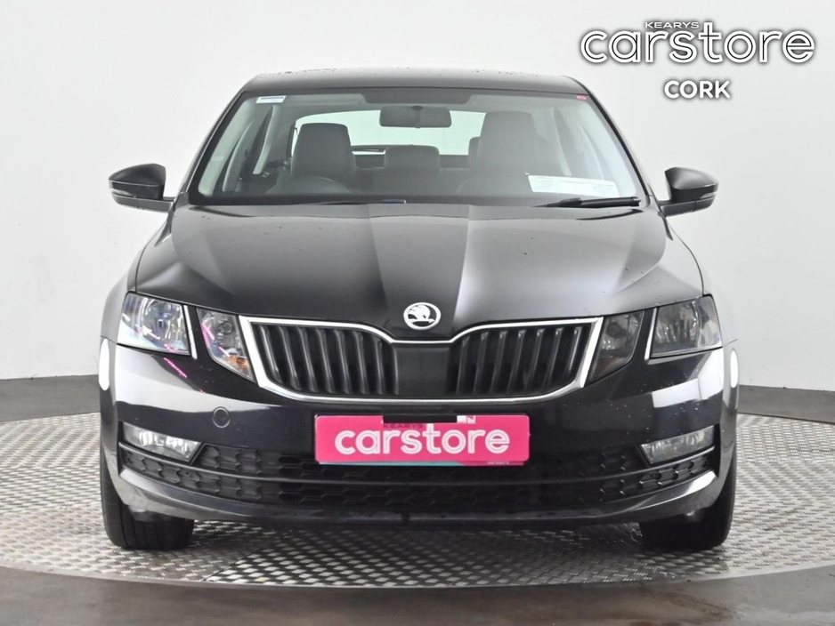 2018 Skoda Octavia - image 8