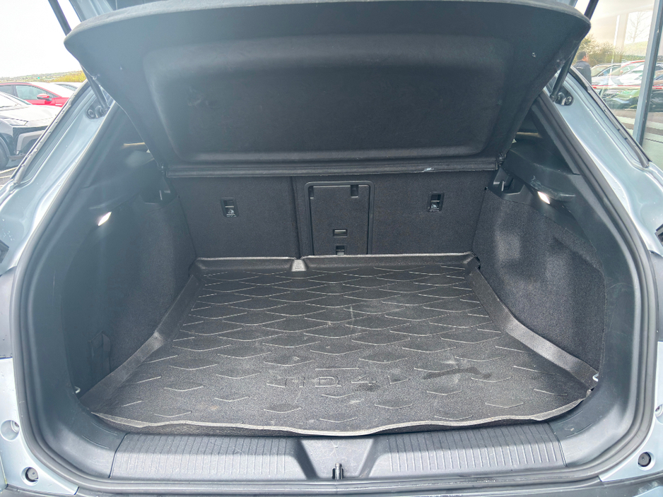 2021 Volkswagen ID.4 - image 33