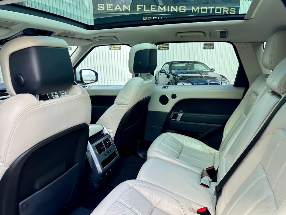 2019 Land Rover Range Rover Sport - image 9
