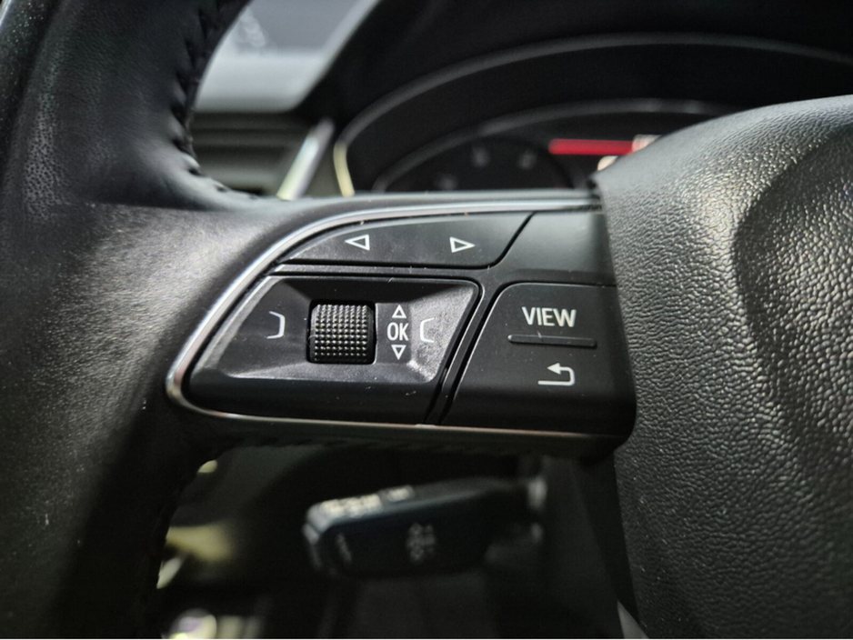 2018 Audi Q5 - image 9