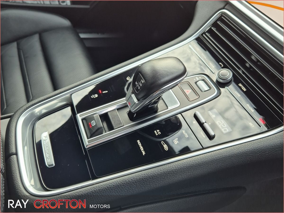 2018 Porsche Panamera Panamera 4 E Hybrid €59,950