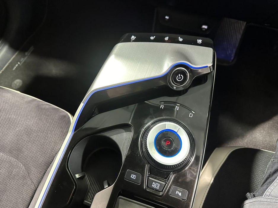 2023 Kia EV6 - image 24