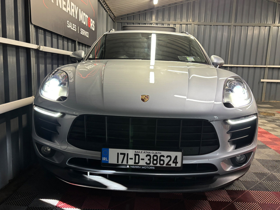 2017 Porsche Macan Macan S Diesel PDK €33,950