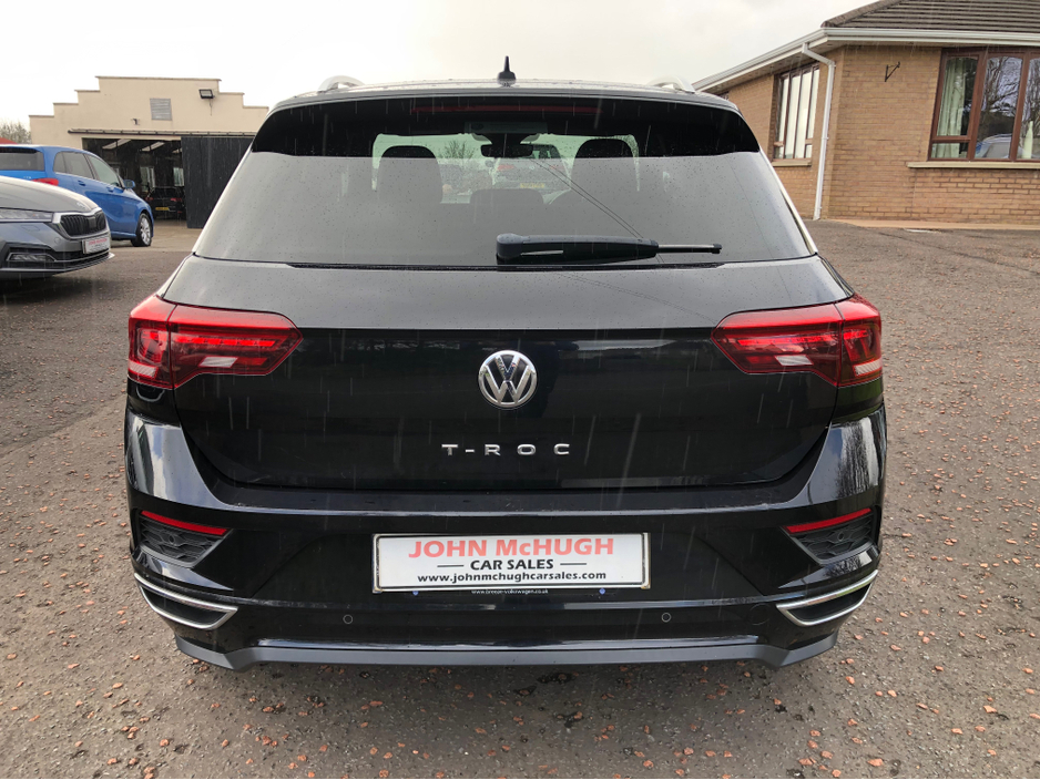 2019 Volkswagen T-Roc - image 6