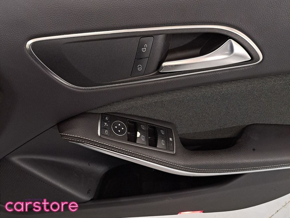 2016 Mercedes-Benz A Class - image 16