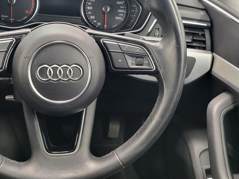 2021 Audi A4 - image 18