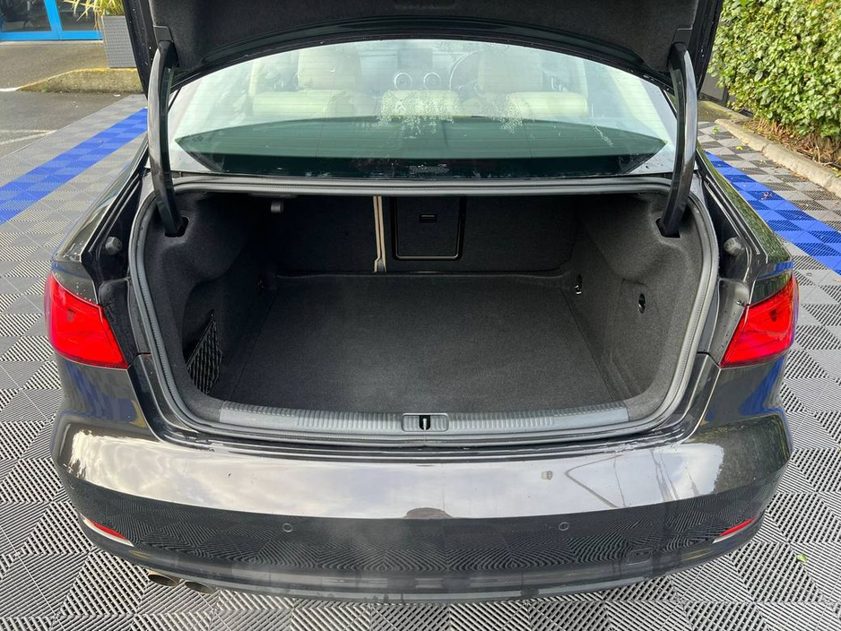 2016 Audi A3 S-LINE PACK 1.4 TFSI // NEW 19" S-LINE ALLOYS // LEATHER POWERED HEATED SEATS // REVERSE CAMERA €17,900