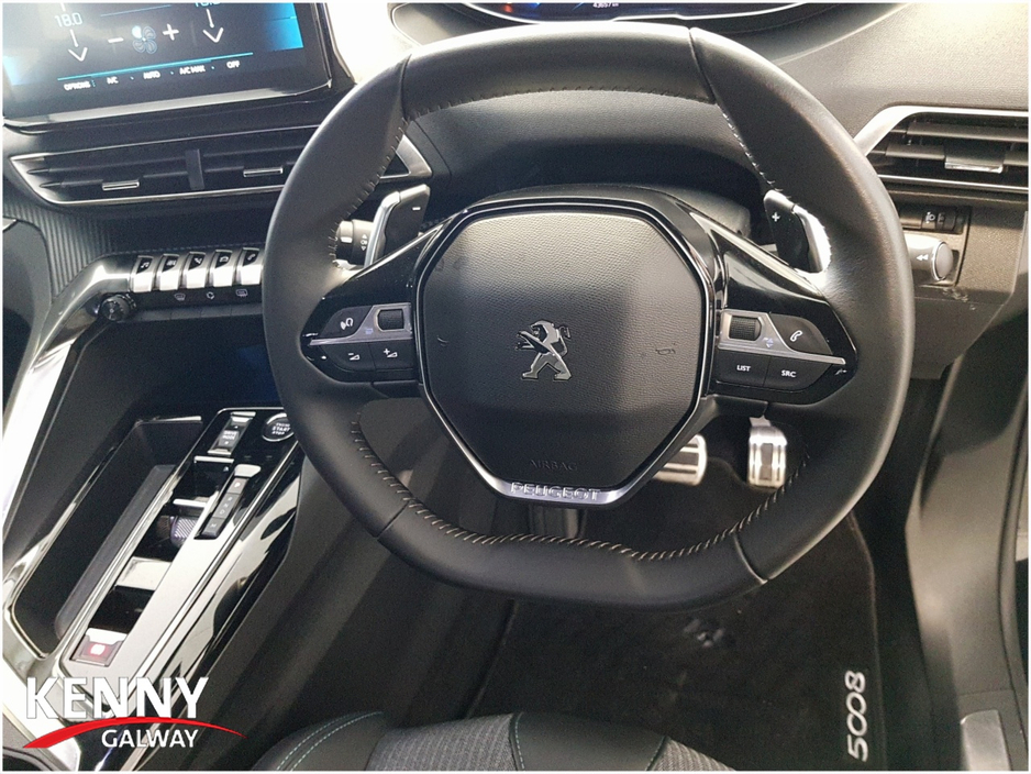 2024 Peugeot 5008 - image 23